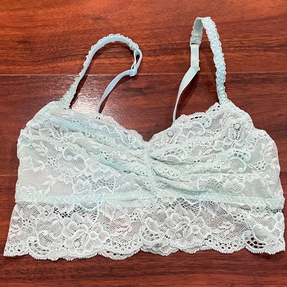 Victoria's Secret PINK Lace Bralette in Mint- Size Medium